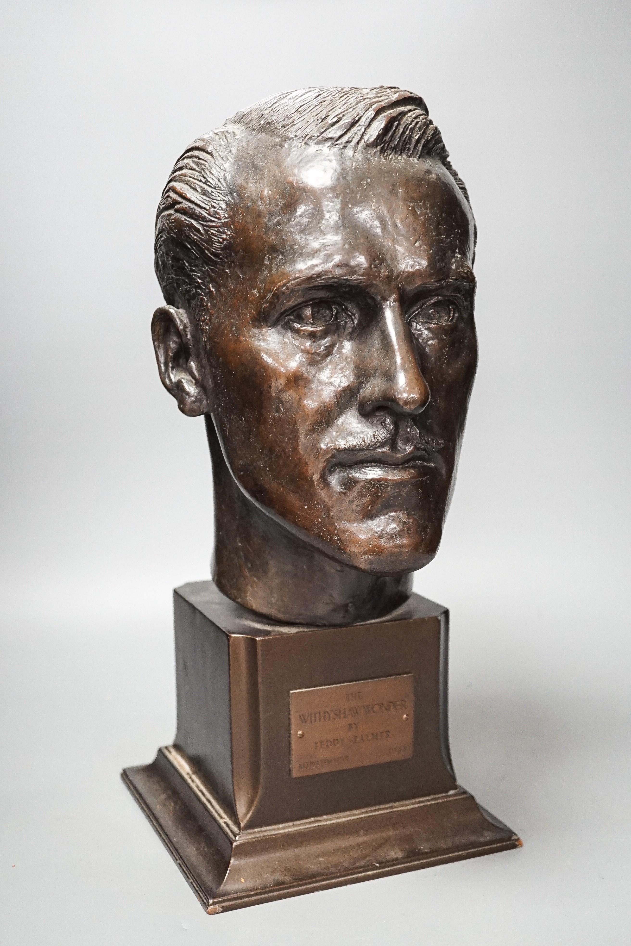 Teddy Palmer bronze bust, 'The Withyshaw Wonder', 1948. 42cm